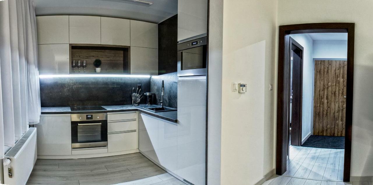 Apartment Centrum Luxury Mountain View ポプラト エクステリア 写真